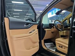 Voyah Lantu Dreamchaser PHEV AWD Excellence Kunpeng Edition - ფოტო 4