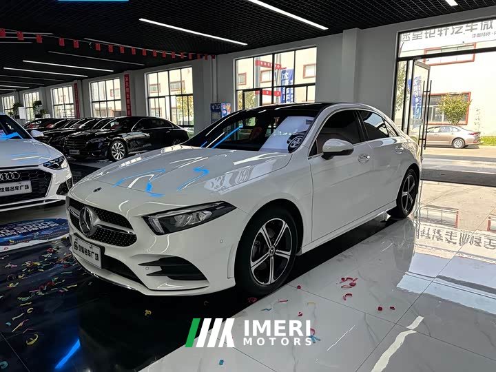 Mercedes-Benz A-Class Facelift A 200 L Sport Sedan Fashion Edition