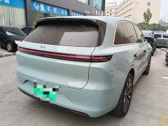 Li Auto L6 Pro Smart Refresh Edition - ფოტო 9