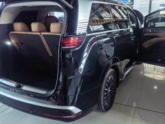 Denza BYD Denza D9 DM-i 1050 Premium - ფოტო 6