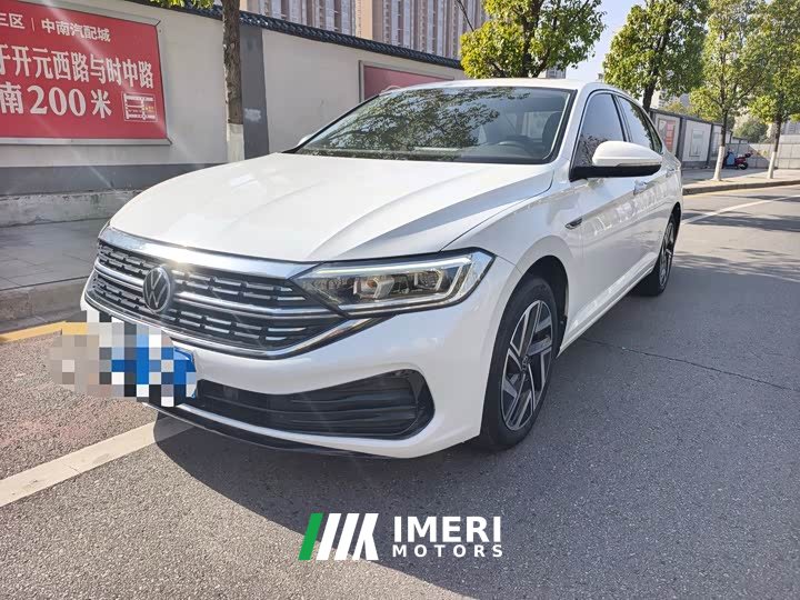 Volkswagen Jetta 200TSI DSG Flyover Edition - ავტომობილი ჩინეთიდან