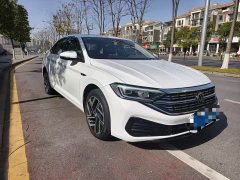 Volkswagen Jetta 200TSI DSG Flyover Edition - ფოტო 3