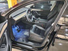 Tesla Model Y Rear-Wheel Drive - ფოტო 2