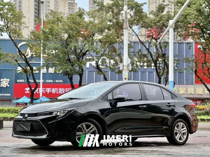 Toyota Corolla 1.8L CVT Luxury