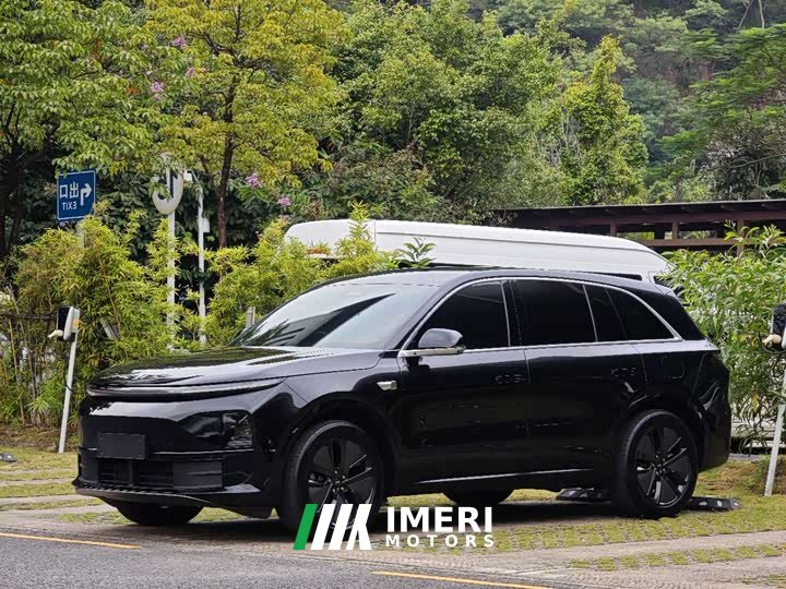 Li Auto L6 Pro - ავტომობილი ჩინეთიდან