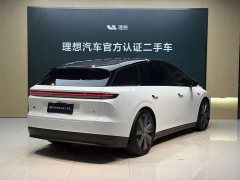 Li Auto i6 Four-Wheel Drive Standard Edition - ფოტო 3