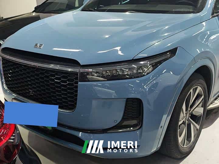 Li Auto ONE Extended Range 6-Seater - ავტომობილი ჩინეთიდან