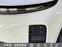 Li Auto L6 2024 Pro - ფოტო 11
