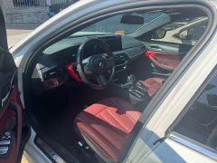 BMW 5 Series 530Li Premier M Sport Package - ფოტო 3