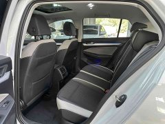 Volkswagen Golf 280TSI DSG R-Line 50th Anniversary Edition - ფოტო 14