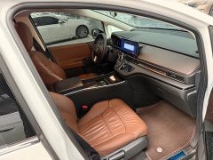Honda Odyssey 2.0L e:HEV Sharp Comfort Edition - ფოტო 9