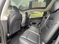 Tesla Model Y Rear-Wheel Drive - ფოტო 7