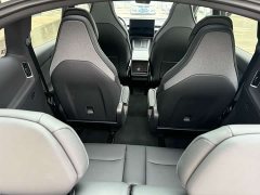 Tesla Model Y L Long Range All-Wheel Drive - ფოტო 11