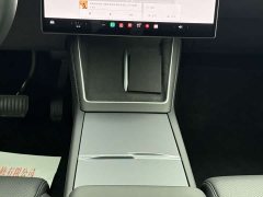 Tesla Model Y L Long Range All-Wheel Drive - ფოტო 12