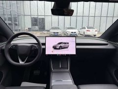 Tesla Model Y L Long Range All-Wheel Drive - ფოტო 4