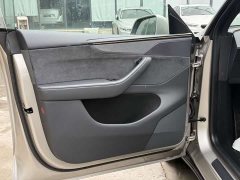 Tesla Model Y L Long Range All-Wheel Drive - ფოტო 8