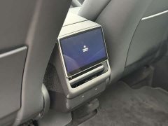 Tesla Model Y L Long Range All-Wheel Drive - ფოტო 9