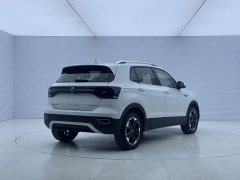 Volkswagen Touran 2023 200TSI DSG Smart Connected Edition - ფოტო 4