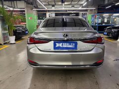 Lexus ES 2022 300h Premium Edition - ფოტო 5