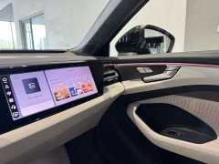 Audi A6L 2.0T Exclusive Dynamic Edition - ფოტო 11