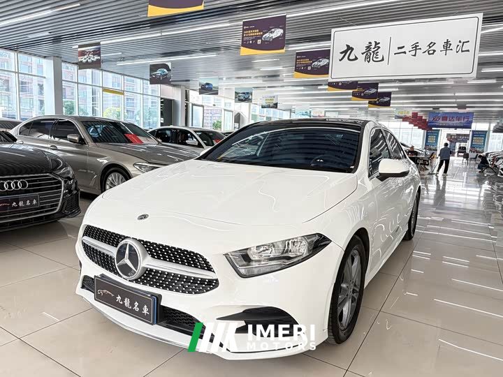 Mercedes-Benz A-Class Facelift A 180 L Sport Sedan