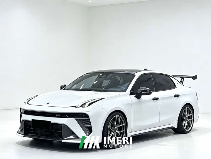 Lynk & Co 03 1.5T DCT Pro