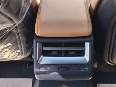 Lexus ES 300h - ფოტო 12