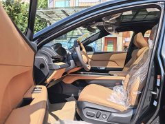 Lexus ES 300h - ფოტო 6