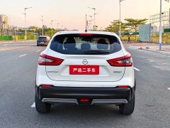 Nissan Qashqai 2.0L CVT Luxury - ფოტო 4