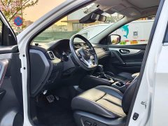 Nissan Qashqai 2.0L CVT Luxury - ფოტო 9