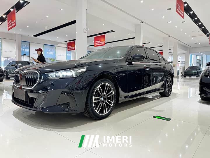 BMW 5 Series Facelift 525Li M Sport Package
