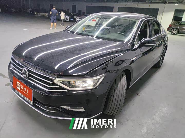 Volkswagen Magotan 330TSI DSG Luxury