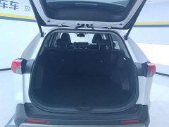 Toyota RAV4 2023 2.0L CVT FWD Fashion Plus - ფოტო 4