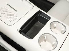 Voyah Lantu Zhiyin 2025 Rear-Wheel Drive Qiankun Edition - ფოტო 5