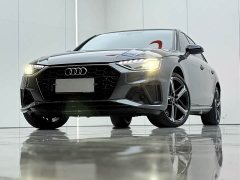 Audi A4L 200 Million Units Joyful Edition 40 TFSI Luxury Dynamic - ფოტო 2