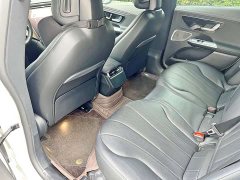 Mercedes-Benz EQE 2022 350 Luxury - ფოტო 10