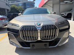 BMW 7 Series 740Li Premier M Sport Package - ფოტო 2