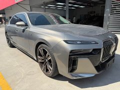 BMW 7 Series 740Li Premier M Sport Package - ფოტო 3