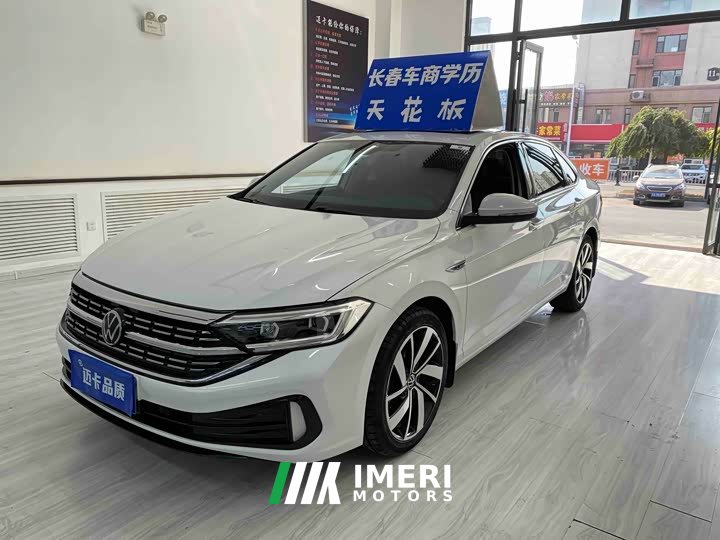 Volkswagen Sagitar 300TSI DSG Excellence Edition