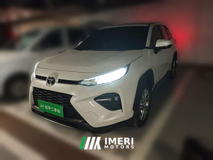 Toyota Wildland 2.0L CVT FWD Leading Edition