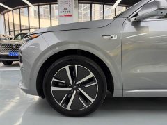 Li Auto L6 Max - ფოტო 15
