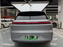 Li Auto L6 Max - ფოტო 18