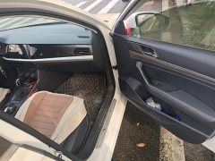Volkswagen Lavida 1.5L Automatic Comfort - ფოტო 19
