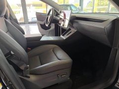 Tesla Model Y Facelift Long Range All-Wheel Drive - ფოტო 10