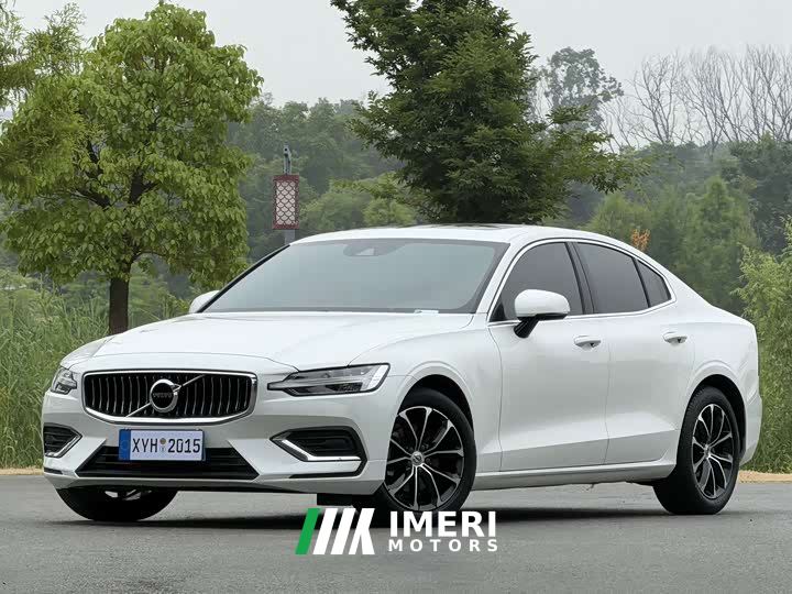 Volvo S60 T4 Intelligent Luxury Edition