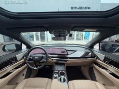 Cadillac XT5 2.0T Luxury - ფოტო 18