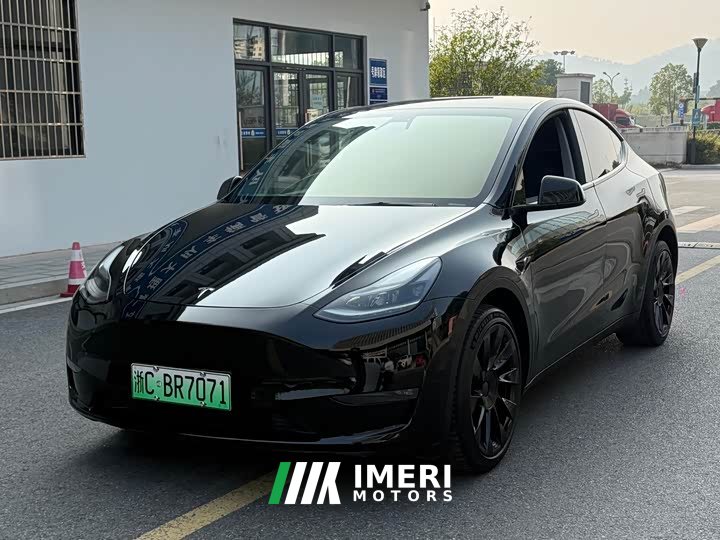 Tesla Model Y Facelift Long Range All-Wheel Drive 3D5 - ავტომობილი ჩინეთიდან