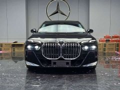 BMW 7 Series 2023 735Li M Sport Package - ფოტო 2
