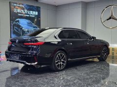 BMW 7 Series 2023 735Li M Sport Package - ფოტო 8