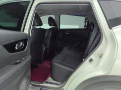 Nissan Qashqai 2.0L CVT 2WD XL Premium Smart Connect Premium Edition - ფოტო 11